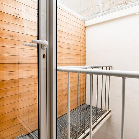 Hotel Monreal Boutique Townhouse - R024Rm5 Paola Zewnętrze zdjęcie